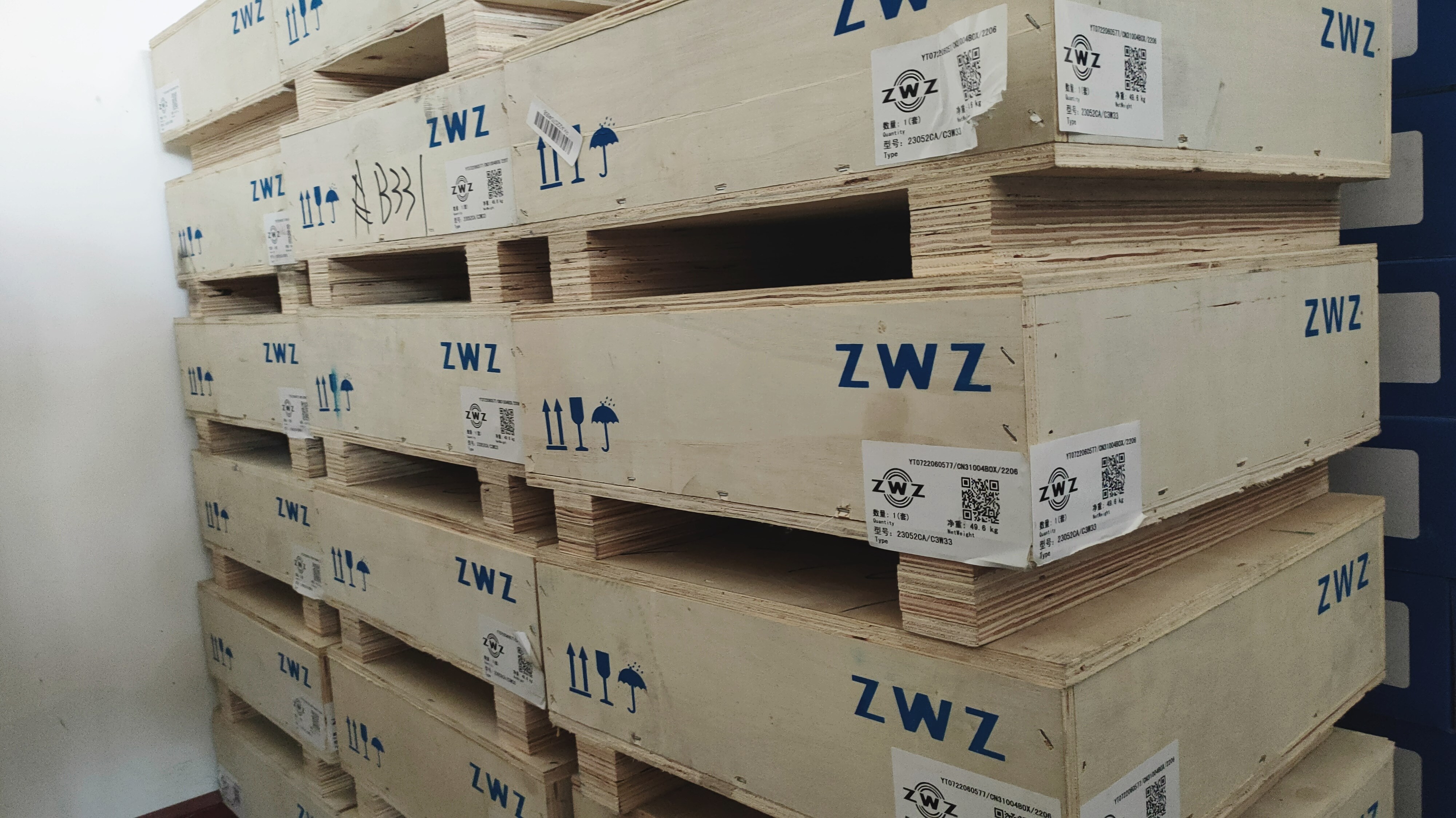 23052CAC3W33